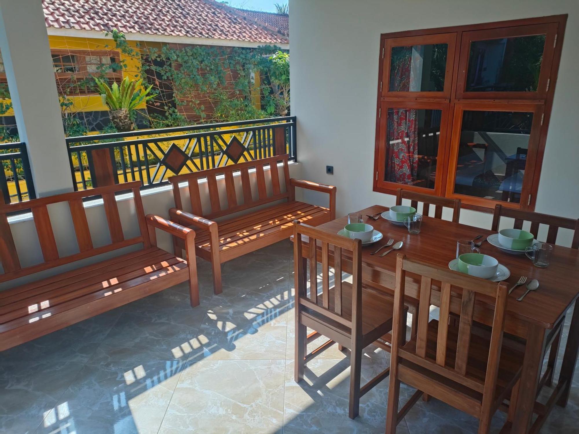 Mango Guesthouse Пангандаран Екстериор снимка